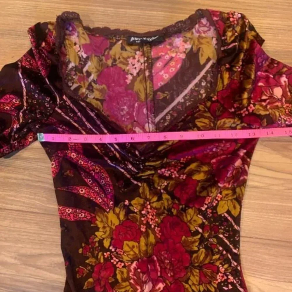 Vintage Betsey Johnson Size Small, Rare find, soft and stretchy crushed velvet - Picture 7 of 11